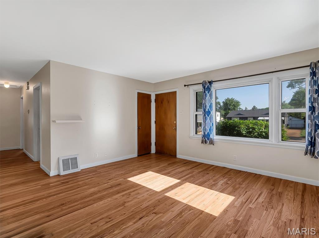Mc Neary Manor - Residential