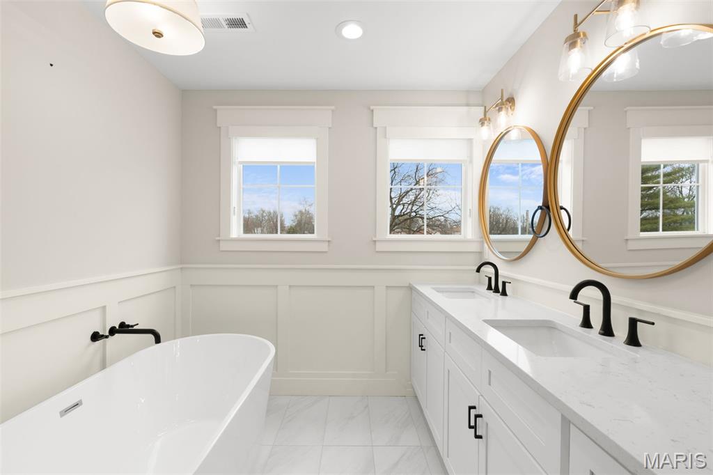 Floria Place - Residential