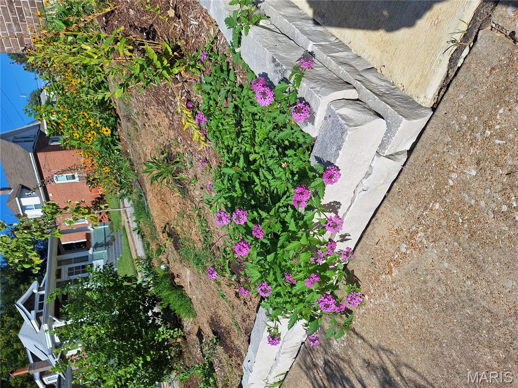 Floria Place - Residential