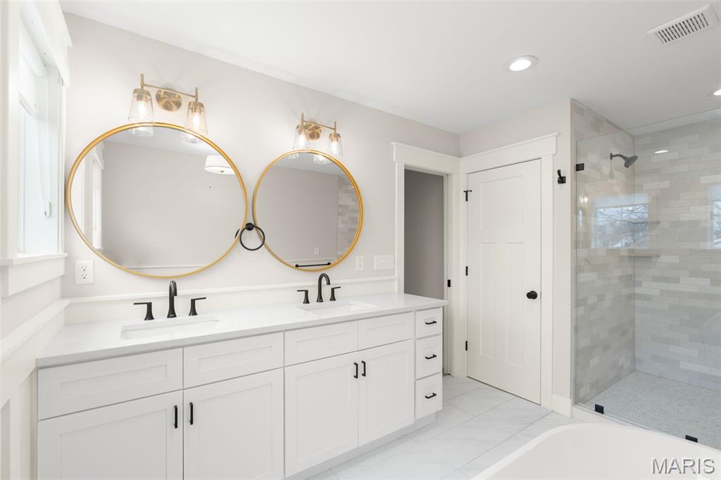 Floria Place - Residential