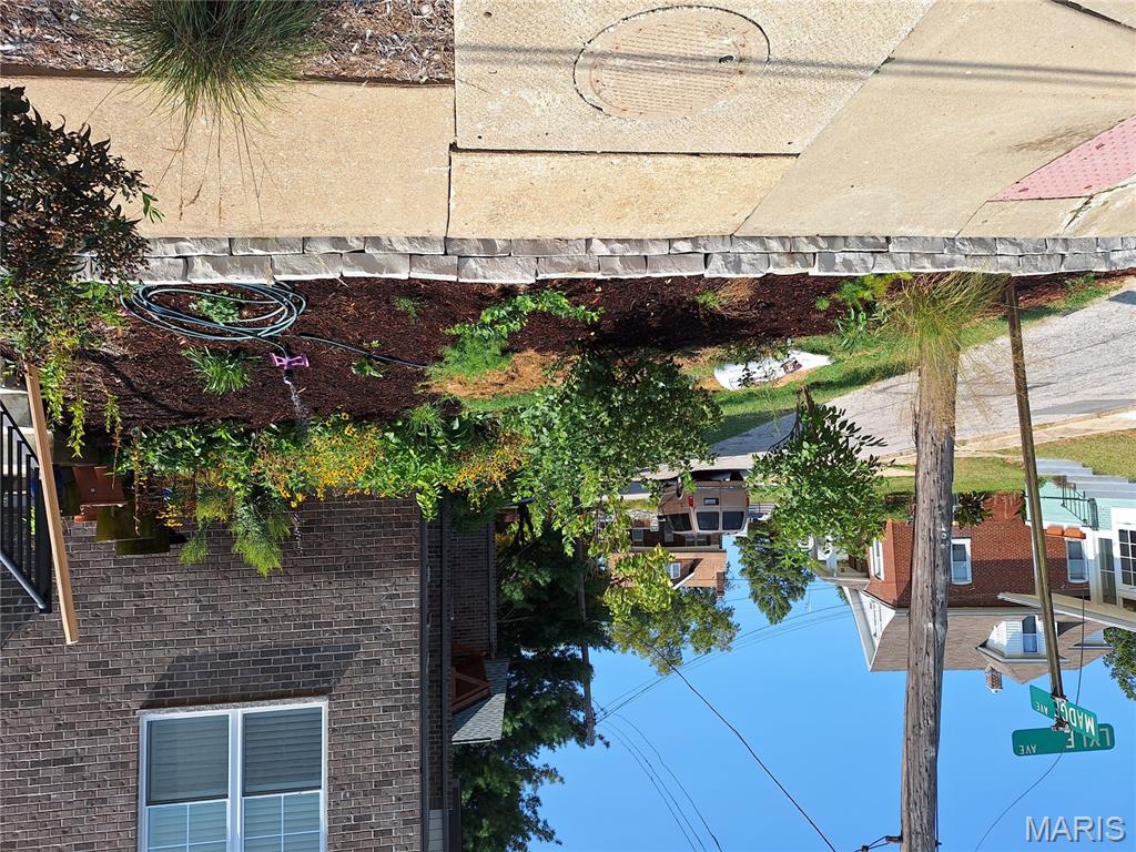 Floria Place - Residential