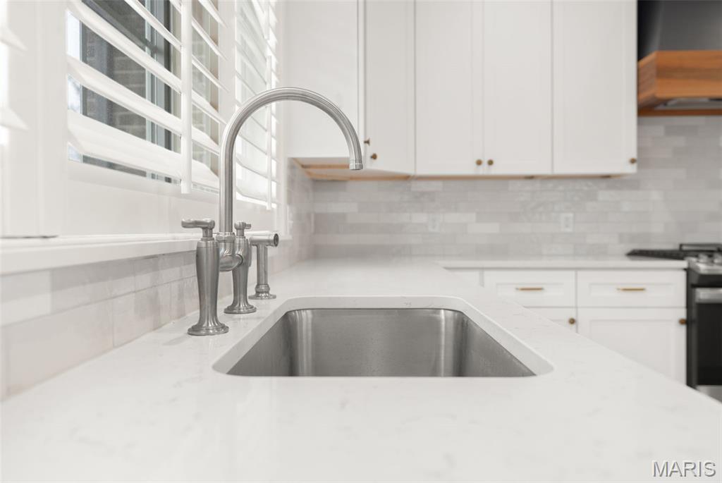 Floria Place - Residential