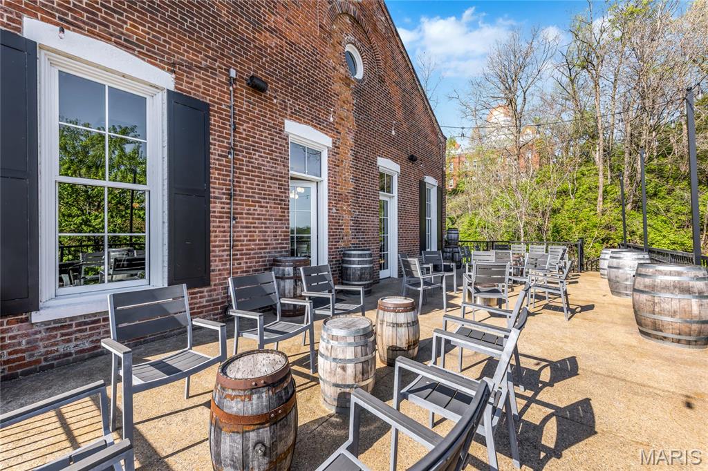 East Wharf Street - Commercial Sale