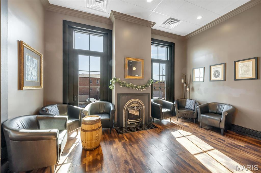 East Wharf Street - Commercial Sale