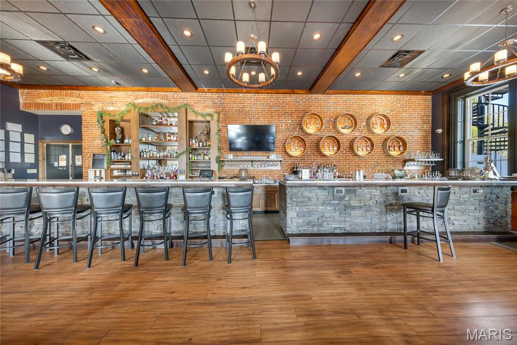 East Wharf Street - Commercial Sale