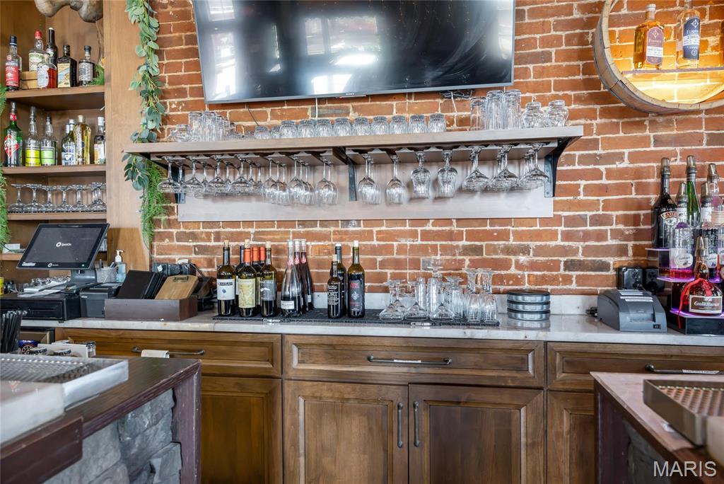 East Wharf Street - Commercial Sale