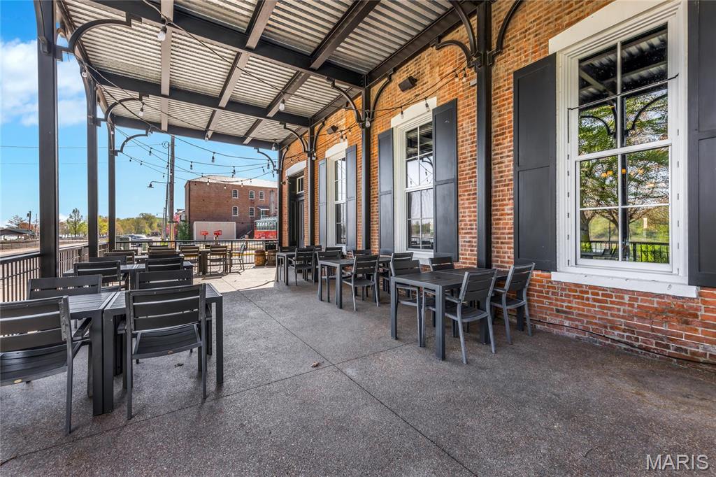 East Wharf Street - Commercial Sale