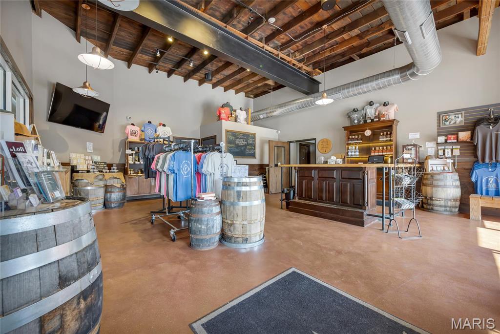 East Wharf Street - Commercial Sale