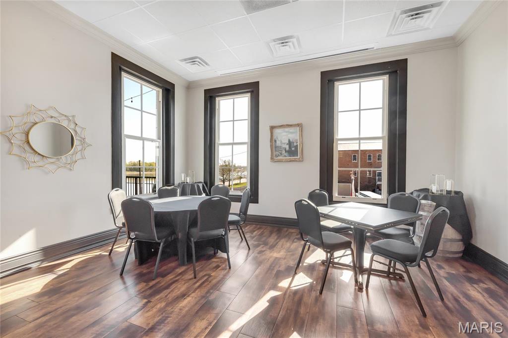 East Wharf Street - Commercial Sale