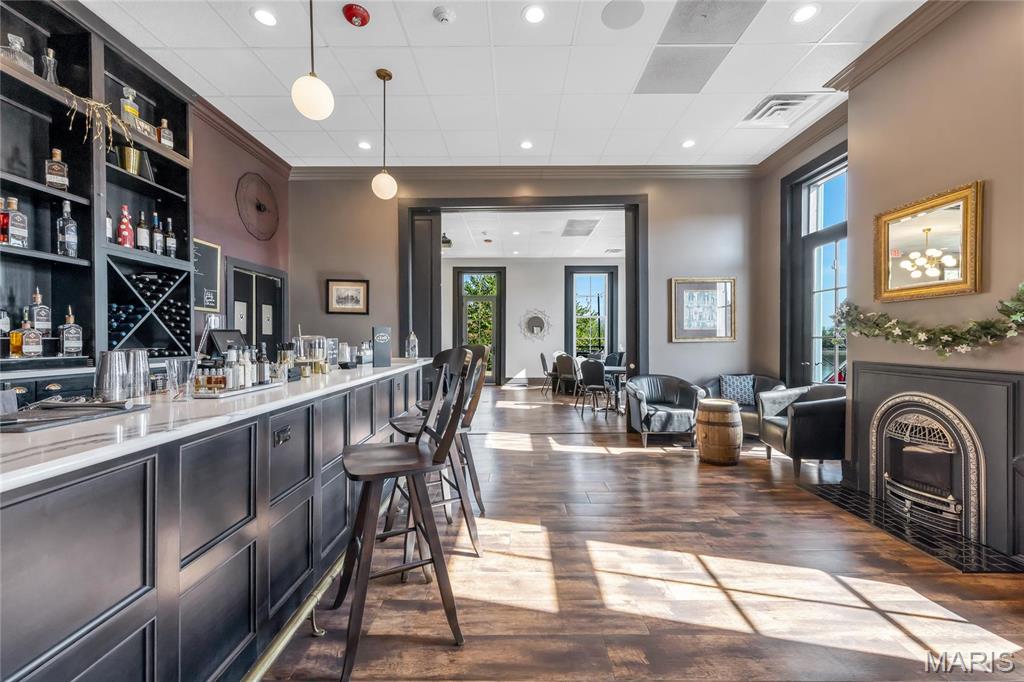 East Wharf Street - Commercial Sale