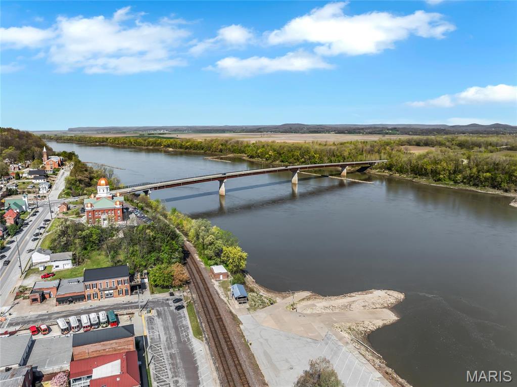 East Wharf Street - Commercial Sale