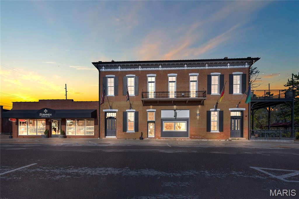 East Wharf Street - Commercial Sale