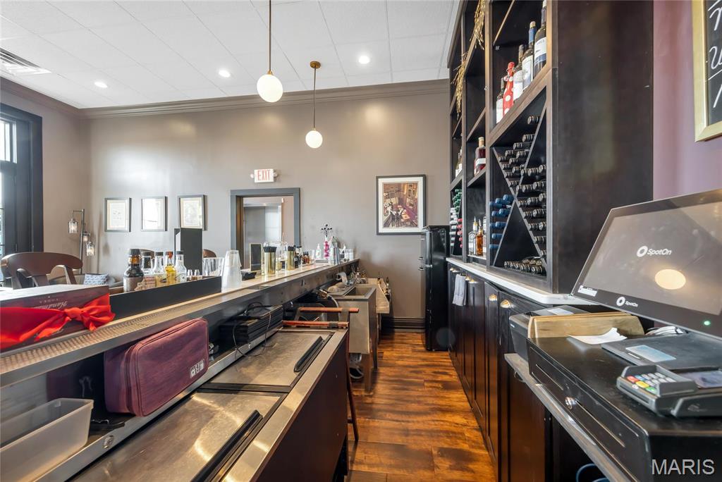 East Wharf Street - Commercial Sale