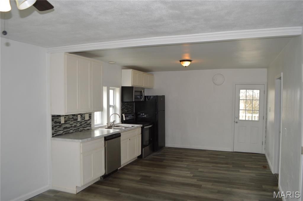 Photo of 1016 Ann Street, Festus, MO 63028 (MLS # 26013367)