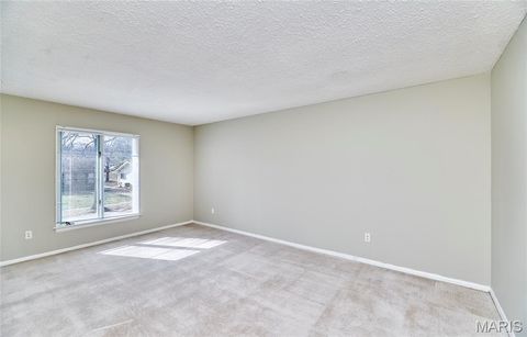 Tiny photo for 15215 Golden Rain Drive, Chesterfield, MO 63017 (MLS # 25072536)