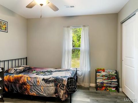 Tiny photo for 400 East Plattin Street, De Soto, MO 63020 (MLS # 26028855)