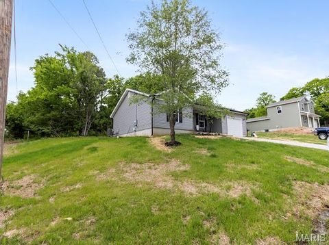 Tiny photo for 400 East Plattin Street, De Soto, MO 63020 (MLS # 26028855)
