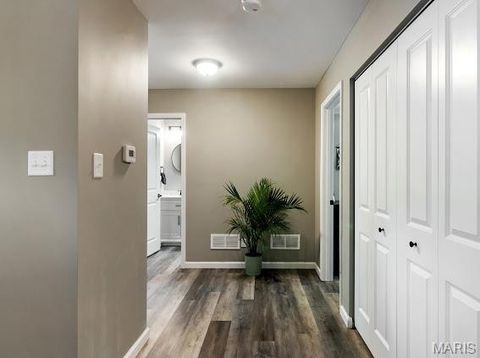 Tiny photo for 400 East Plattin Street, De Soto, MO 63020 (MLS # 26028855)