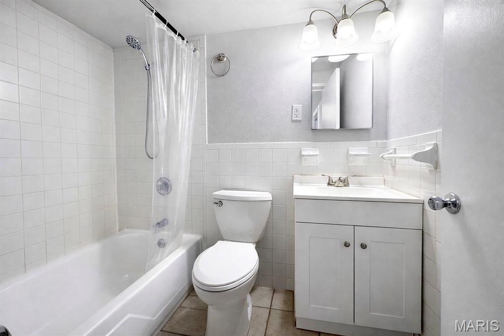 Highlands Of Hampshire The - Residential Income