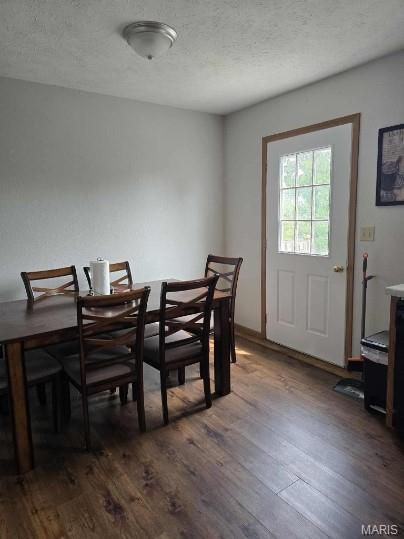 401-411 Country Villa