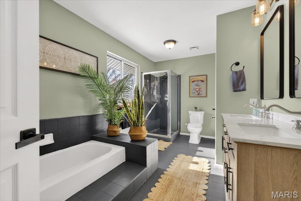 New England Village 5 - Residential