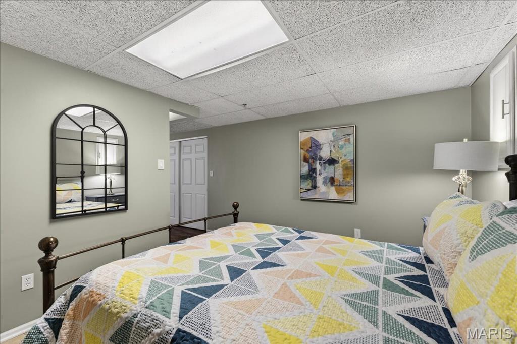 New England Village 5 - Residential