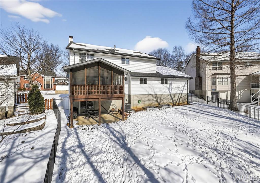 New England Village 5 - Residential