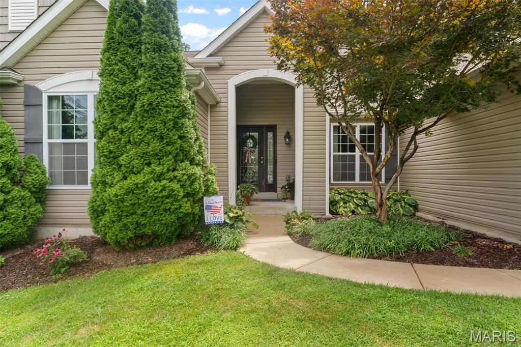 14 Prairie Lake Court