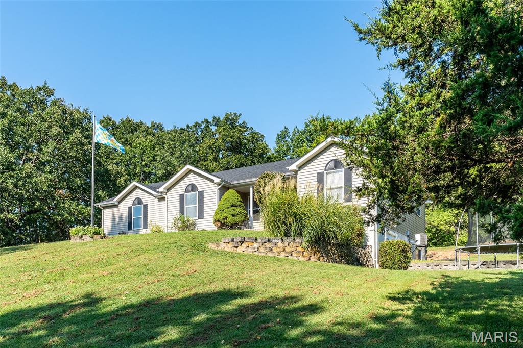 711 Joshua Lane