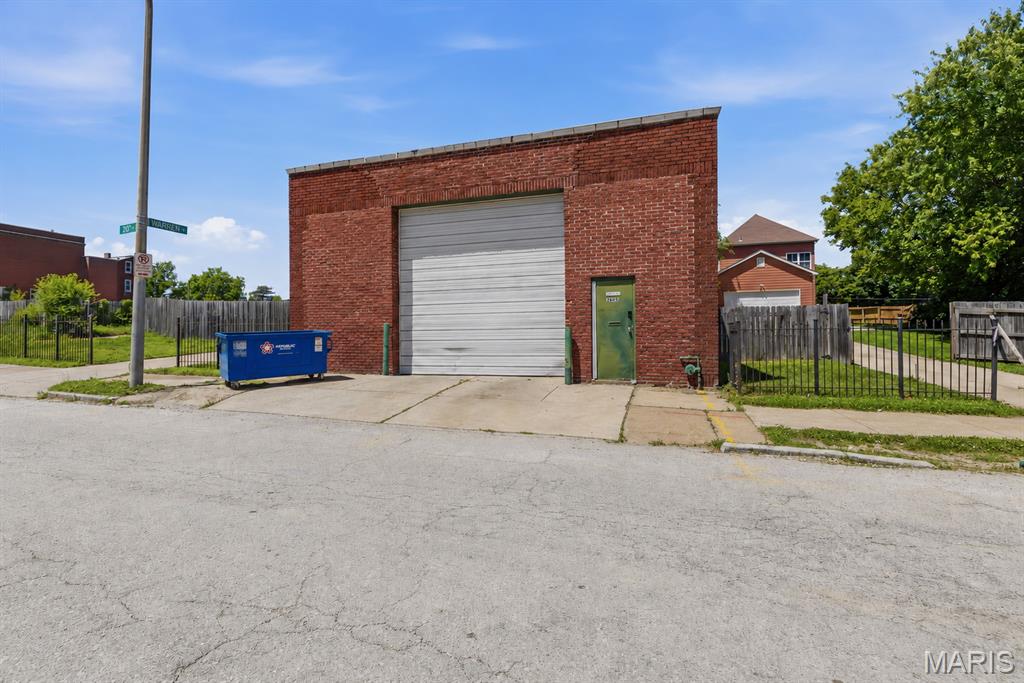 Union Add - Commercial Sale