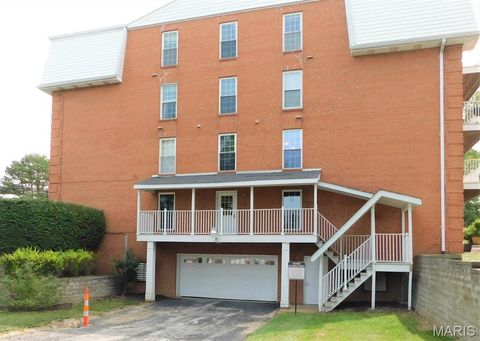 Tiny photo for 14471 Bantry Lane #11, Chesterfield, MO 63017 (MLS # 25081775)