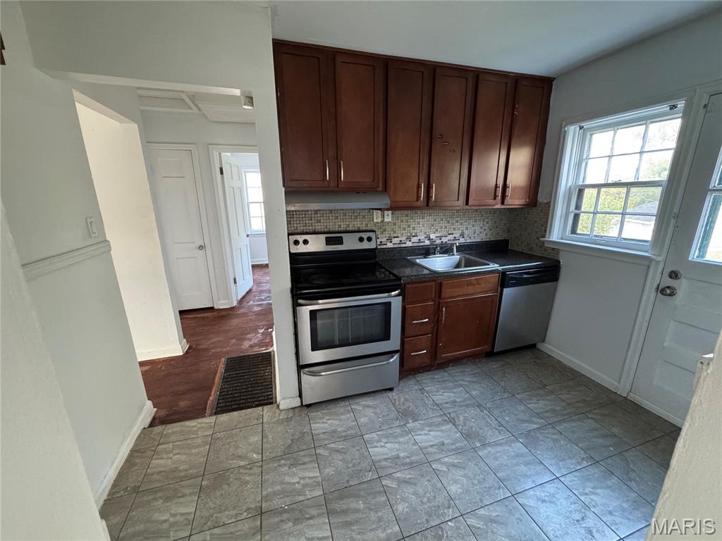 10549 Saint Philip Lane