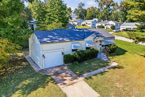 Tiny photo for 10327 Ashbrook Drive, Bellefontaine Nghbrs, MO 63137 (MLS # 26068627)