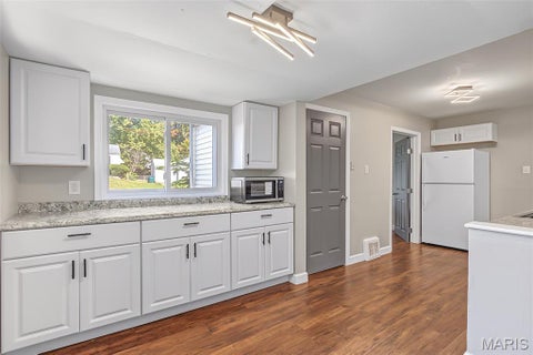 Tiny photo for 10327 Ashbrook Drive, Bellefontaine Nghbrs, MO 63137 (MLS # 26068627)