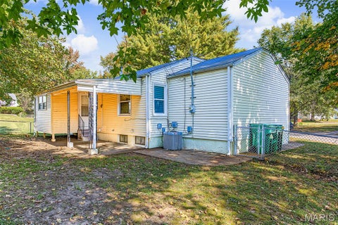 Tiny photo for 10327 Ashbrook Drive, Bellefontaine Nghbrs, MO 63137 (MLS # 26068627)