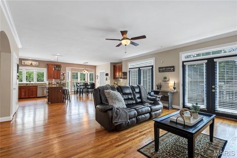 Tiny photo for 930 Evans Avenue, Kirkwood, MO 63122 (MLS # 25068981)