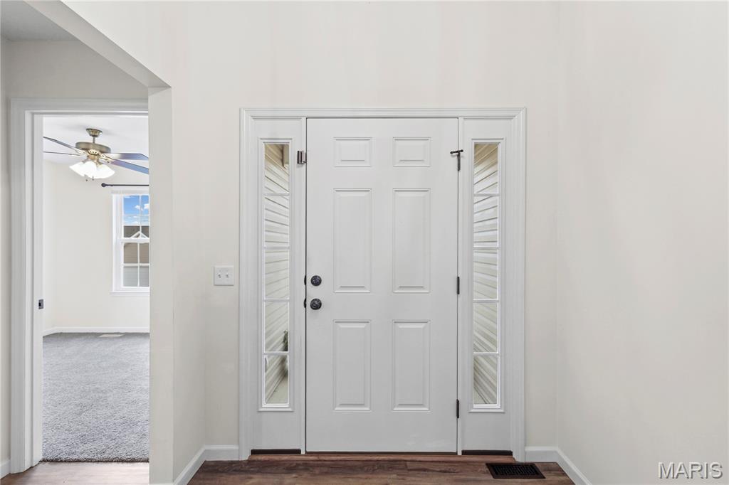 1810 Valley View Circle