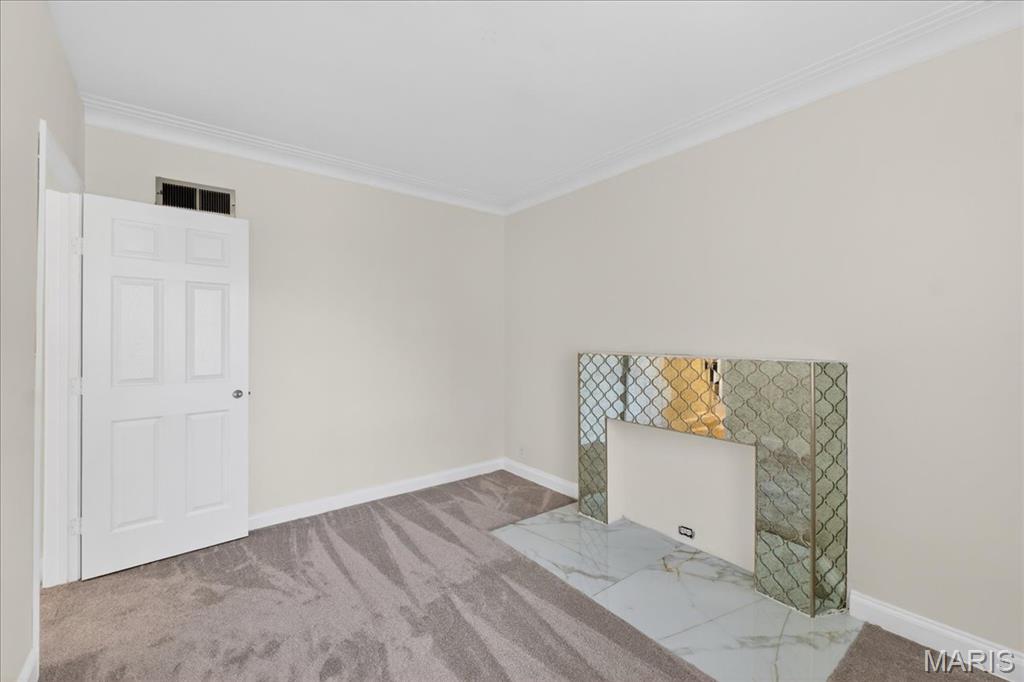 Davis Place Condo - Residential Lease