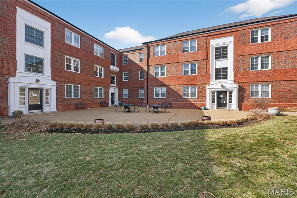 Davis Place Condo - Residential Lease