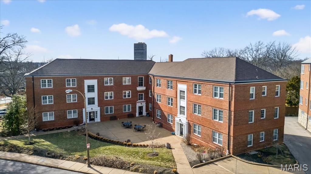 Davis Place Condo - Residential Lease