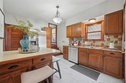 Tiny photo for 517 Clark Avenue, Webster Groves, MO 63119 (MLS # 26002275)