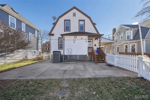 Tiny photo for 517 Clark Avenue, Webster Groves, MO 63119 (MLS # 26002275)