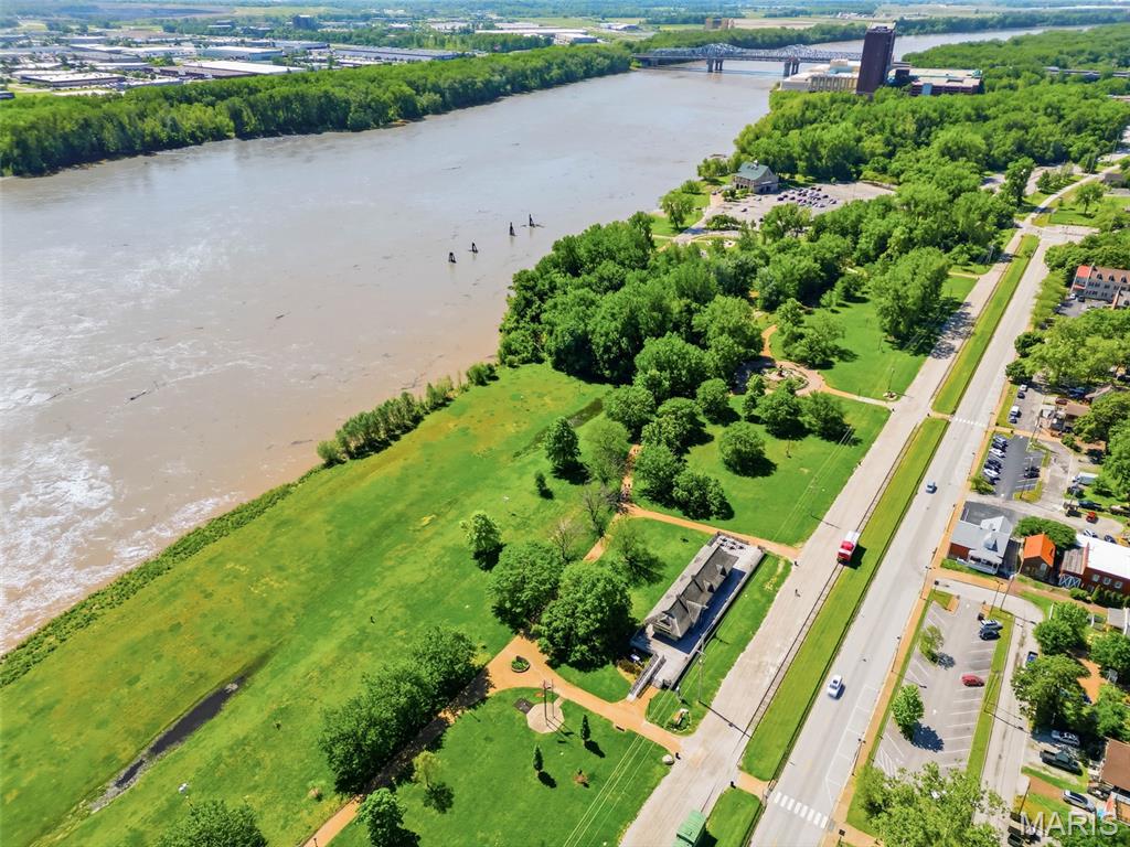 City/St Charles - Residential