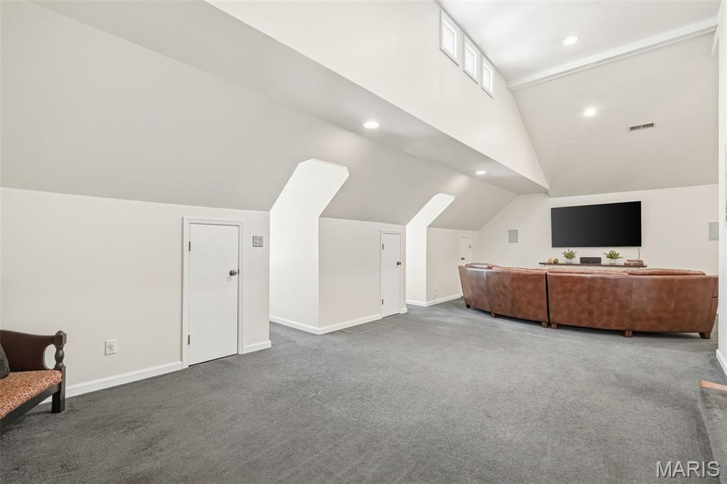 City/St Charles - Residential
