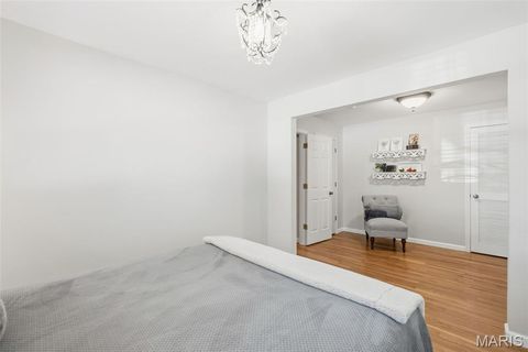 Tiny photo for 522 S 2nd Street, St Charles, MO 63301 (MLS # 26030224)