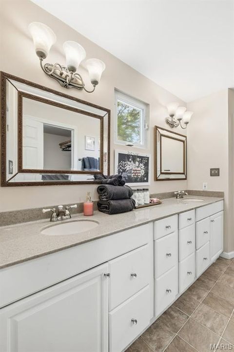 Tiny photo for 522 S 2nd Street, St Charles, MO 63301 (MLS # 26030224)