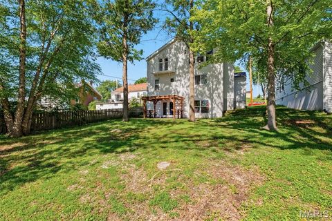 Tiny photo for 522 S 2nd Street, St Charles, MO 63301 (MLS # 26030224)
