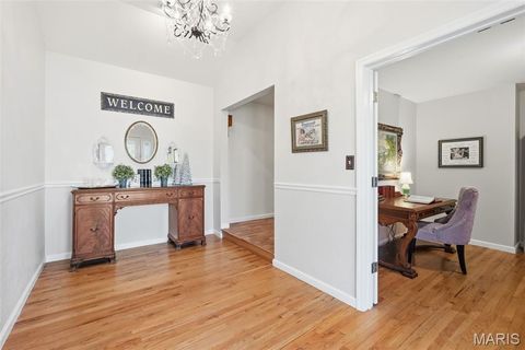 Tiny photo for 522 S 2nd Street, St Charles, MO 63301 (MLS # 26030224)