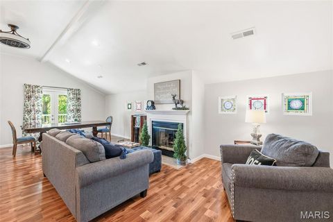 Tiny photo for 522 S 2nd Street, St Charles, MO 63301 (MLS # 26030224)