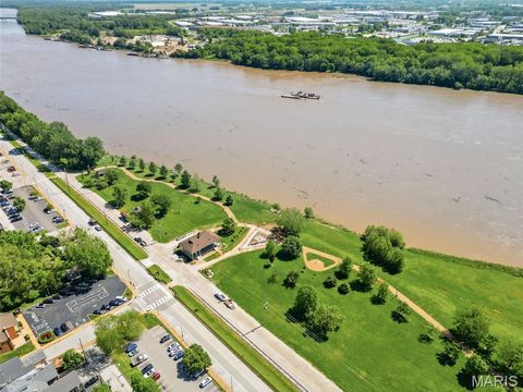 Tiny photo for 522 S 2nd Street, St Charles, MO 63301 (MLS # 26030224)